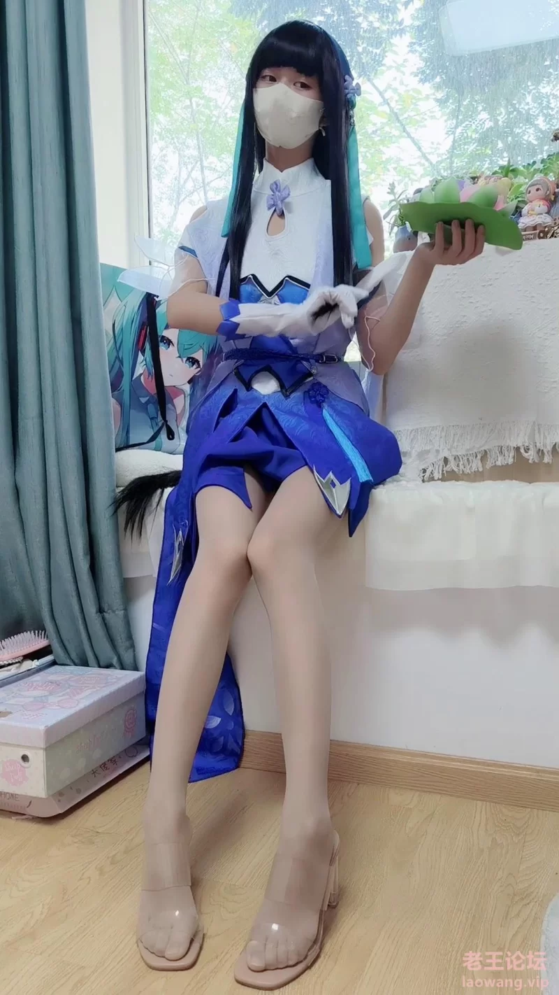 [福利姬]
[自行打包] 软软兔(S-)下 [NPNV+40G][百度盘]