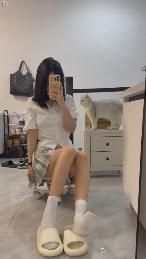 抖音擦边博主晕晕-入门福利短视频【1P++7V】【811MBpikpak云盘】